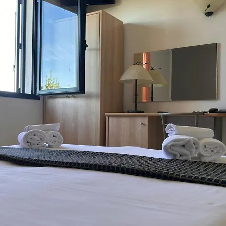 Gran Delta Di Alba-invest Srl 호텔 로솔리나