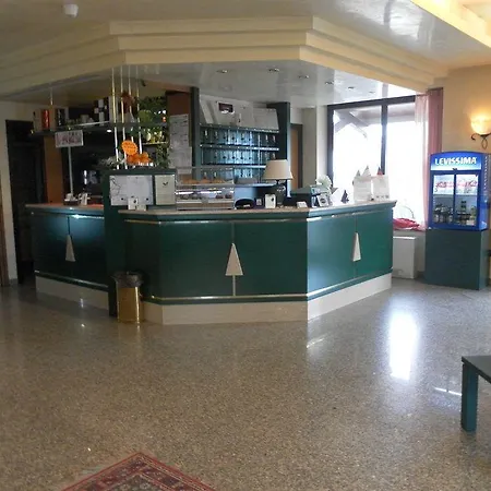 Gran Delta Di Alba-invest Srl Hotel