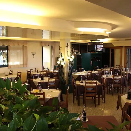 Hotel Gran Delta Di Alba-Invest Srl