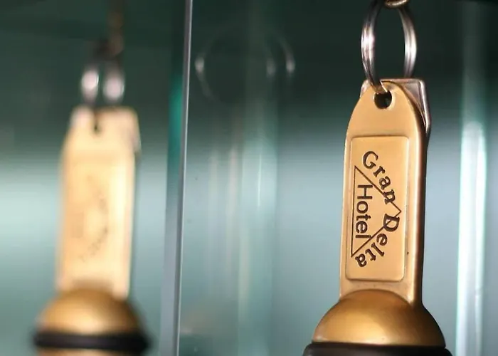 מלון Gran Delta Di Alba-invest Srl רוסולינה