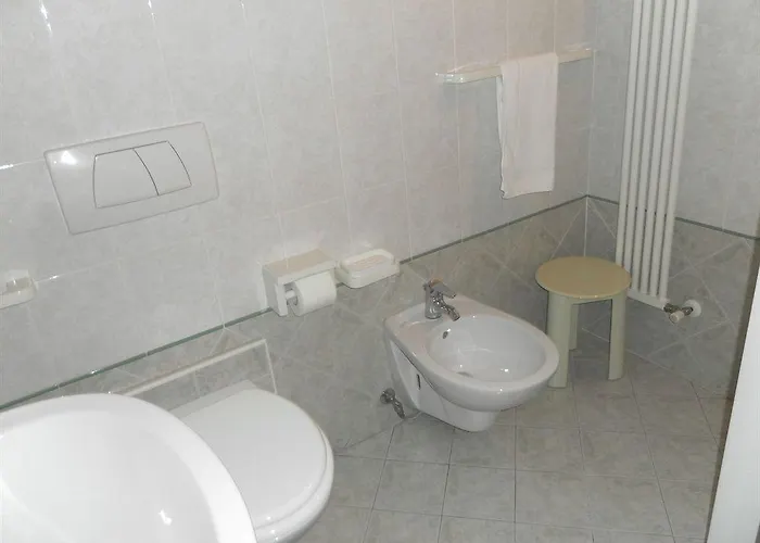 Gran Delta Di Alba-invest Srl מלון רוסולינה