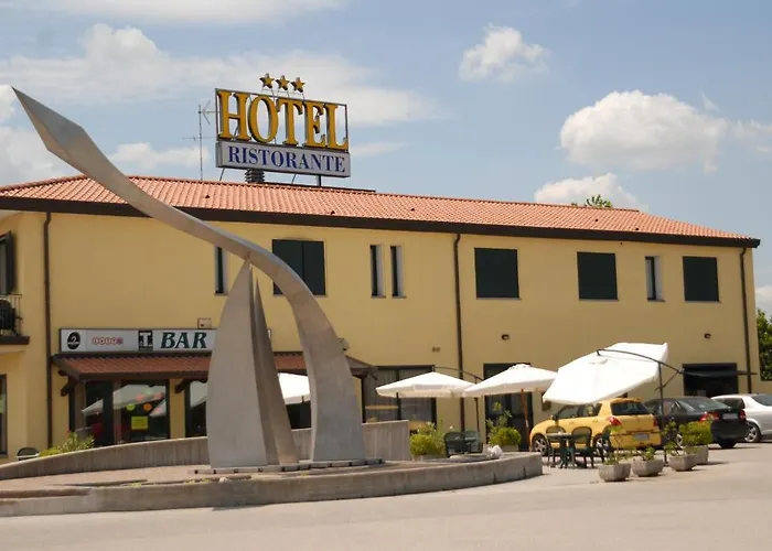 Hotel Gran Delta Di Alba-invest Srl 3*